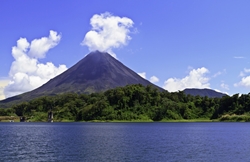 Costa Rica - Lake Arenal 250x160 pixels