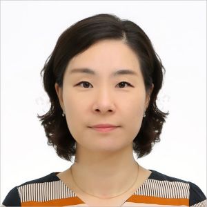 Picture of Yumi Lee, Policy Researcher and Adviser, GOV/PMB